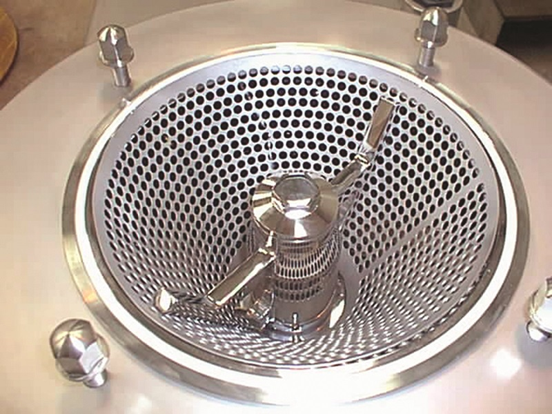 Conical screens can be changed rapidly, and are offered with apertures from 150 micron for fine/dry de-agglomeration, up to 25 mm including square and rectangular perforations for wet granulation.