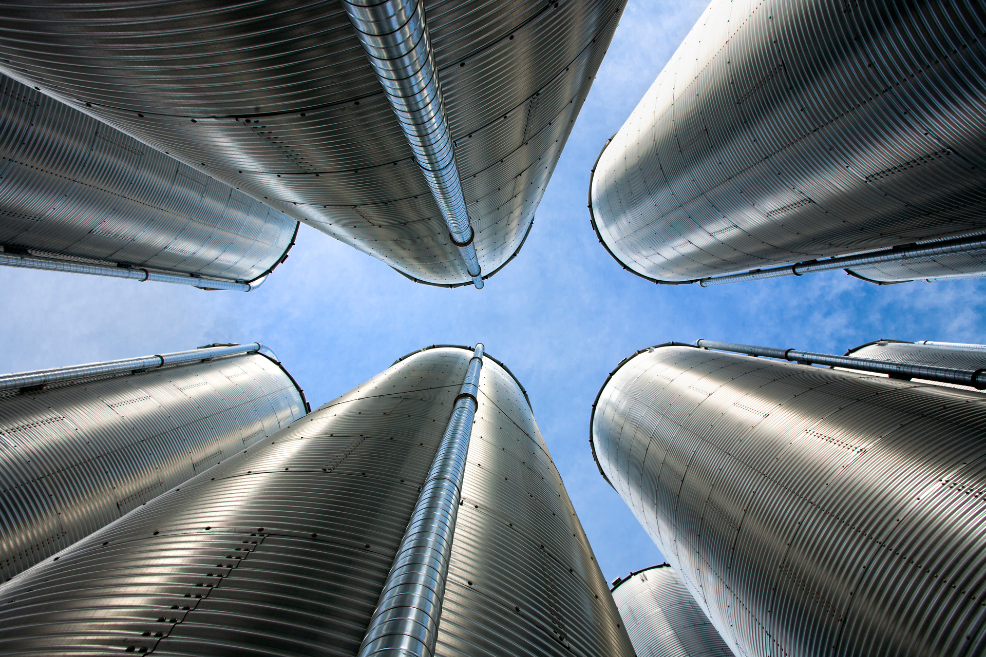 Silos 137173421 4368x2912