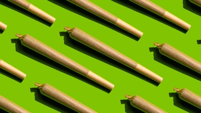 In Massachusetts, 194 marijuana retailers generated a total of $1,331,246,109 in 2021.