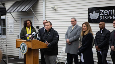 Verano Chief Operating Officer Darren Weiss welcomes Connecticut Lieutenant Governor Susan Bysiewicz during the commencement of adult use cannabis sales at Zen Leaf Meriden.