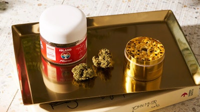 21 Island Product Post Flower Tray 650x450