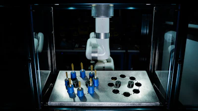 The Stardust is an automated kief-coating robot from Sorting Robotics.