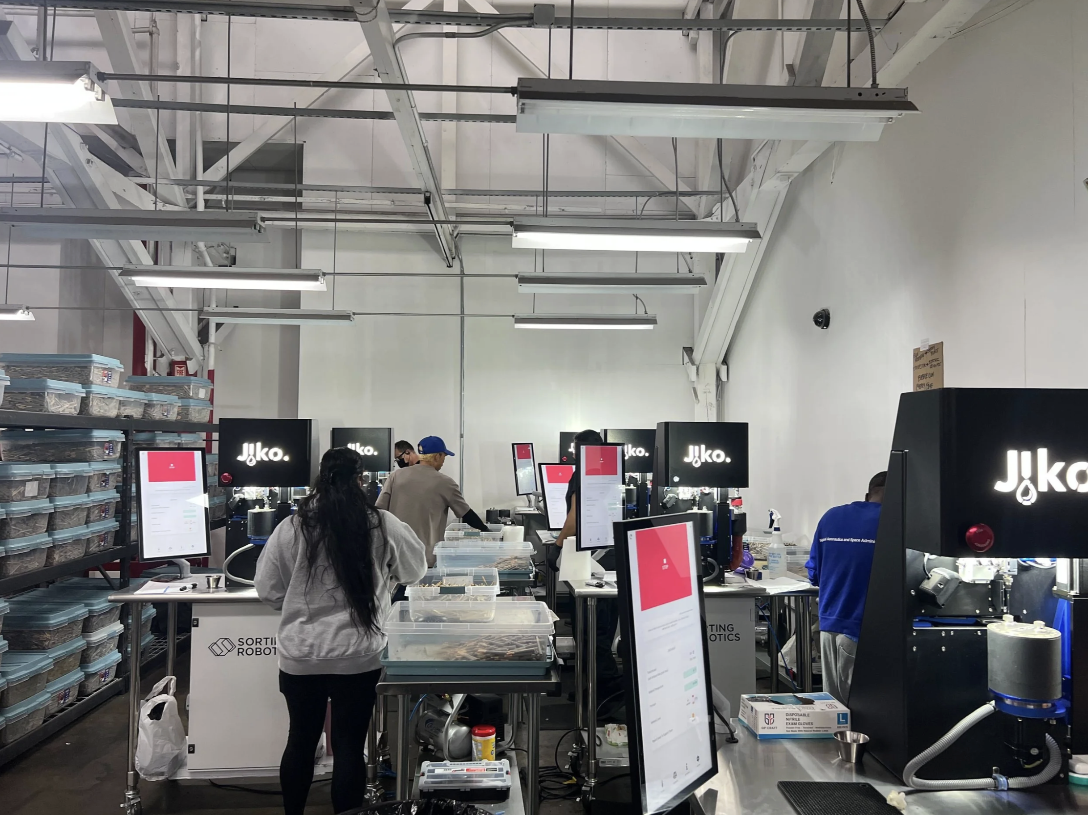 Custom Integrations And Robotics Facility With Sorting Robotics Jiko Pre Roll Infusion Robots