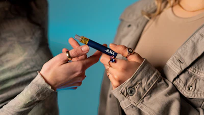 Fine Fettle Launches All-Glass Disposable Vape Brand AURA | Cannabis Equipment News Fine Fettle Launches All-Glass Disposable Vape Brand AURA | Cannabis Equipment News