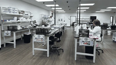 Trumo Interior Lab Stations Str